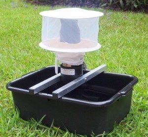 CDC gravid mosquito trap